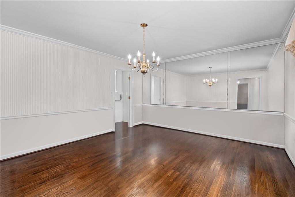 270 AMHERST Court