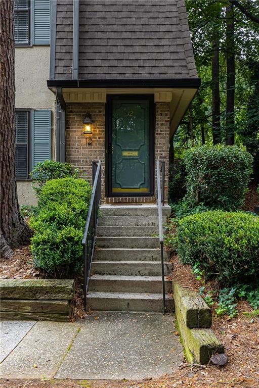 12 Arpege Way NW