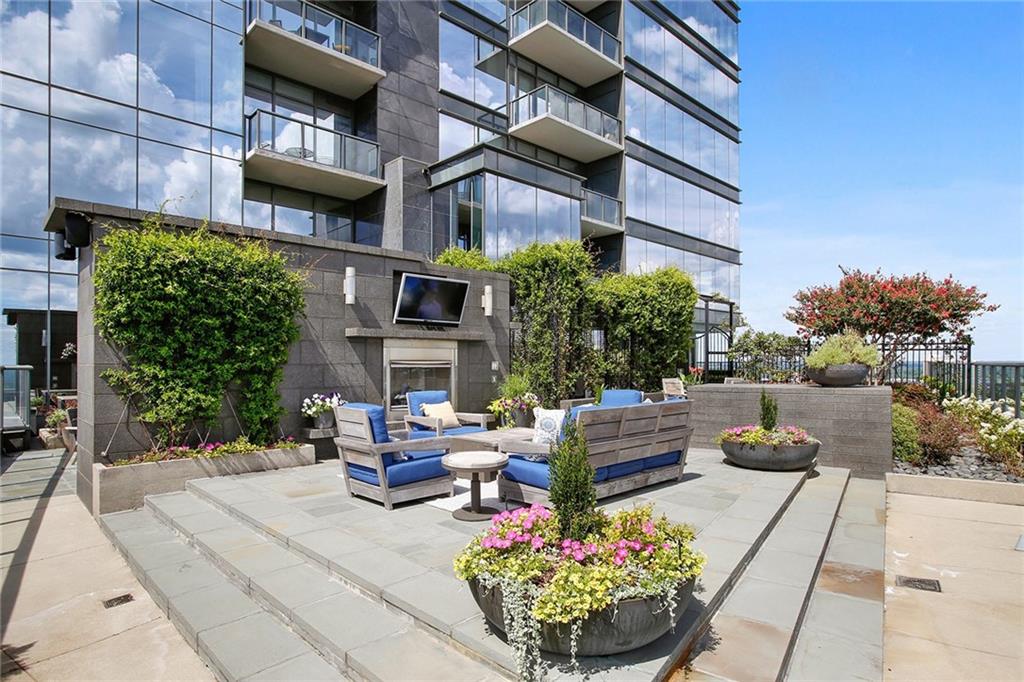 3630 Peachtree Road NE Unit 2009