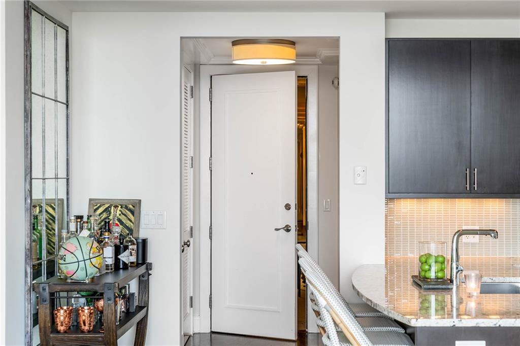 3630 Peachtree Road NE Unit 2009