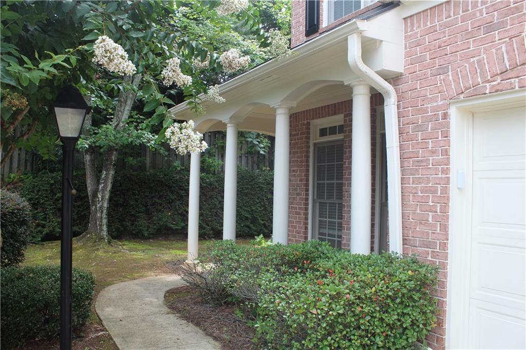 5006 Terrace Cove