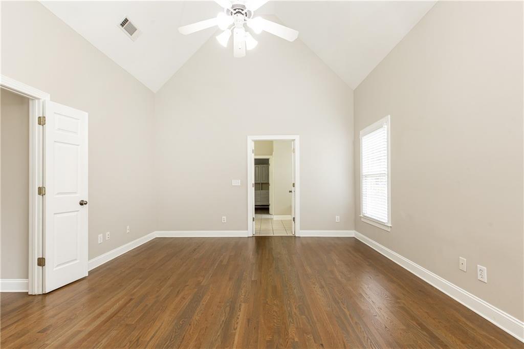 1613 Hampton Oaks Bend