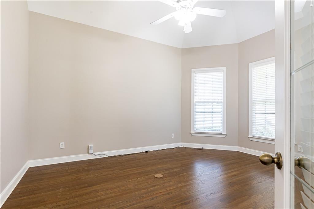 1613 Hampton Oaks Bend