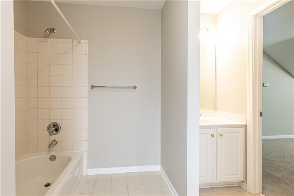 1613 Hampton Oaks Bend