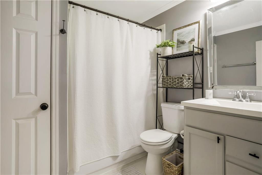 136 Peachtree Memorial Drive NW Unit IH3