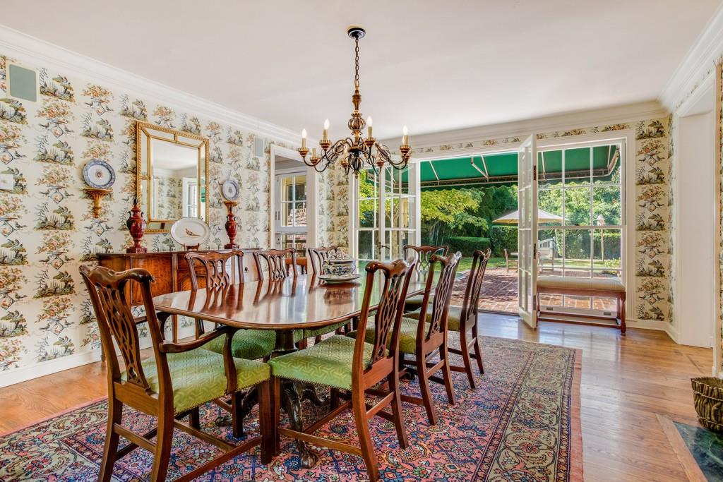 499 Johnson Ferry Road NW