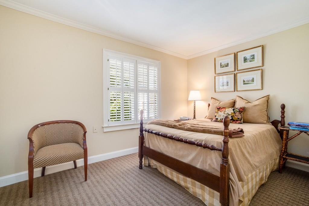 499 Johnson Ferry Road NW