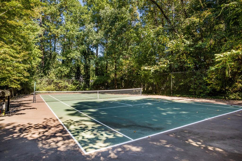 499 Johnson Ferry Road NW