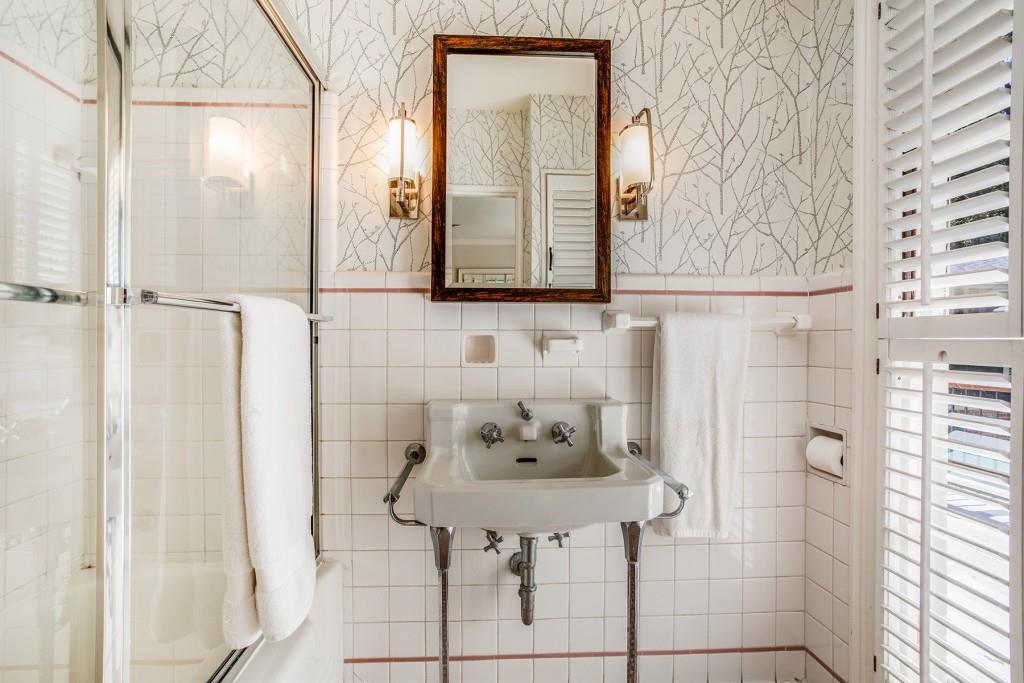 499 Johnson Ferry Road NW