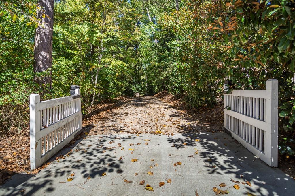 499 Johnson Ferry Road NW