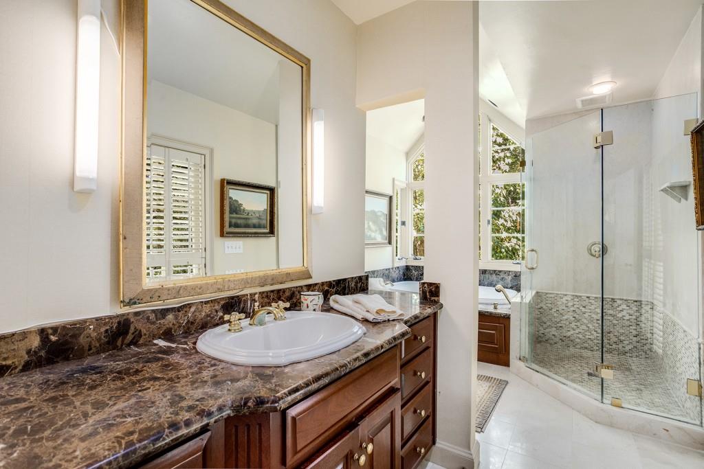 499 Johnson Ferry Road NW