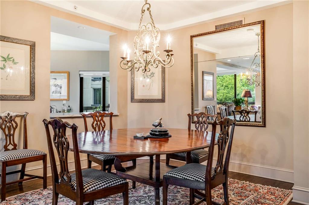 2660 Peachtree Road Unit 5B