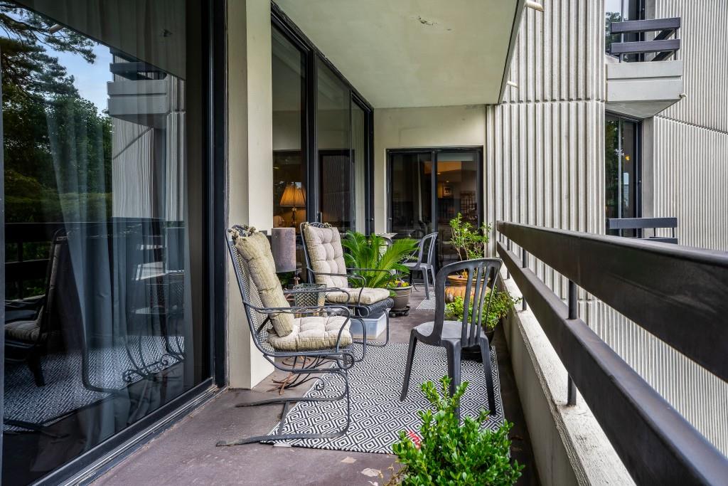 2660 Peachtree Road Unit 5B