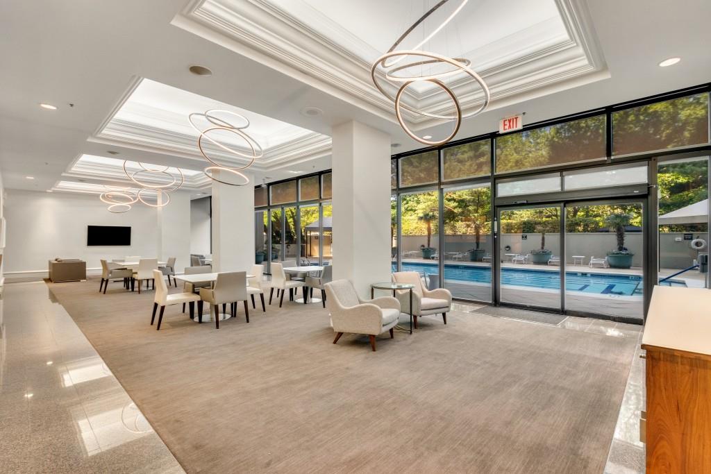 2660 Peachtree Road Unit 5B