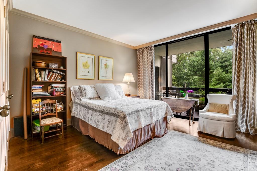 2660 Peachtree Road Unit 5B