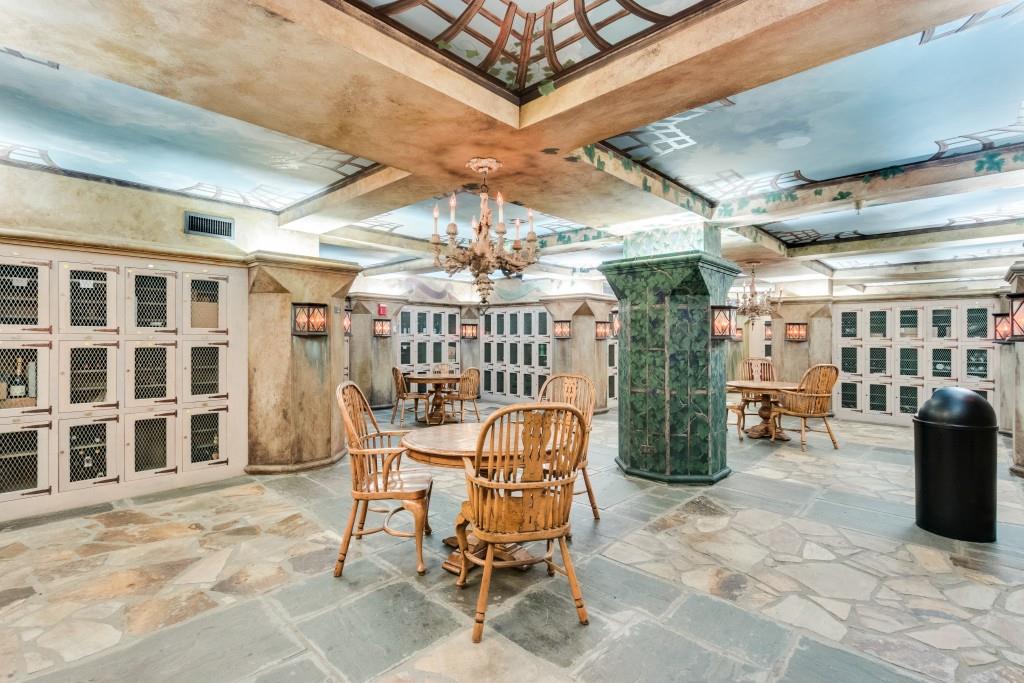 2660 Peachtree Road Unit 5B