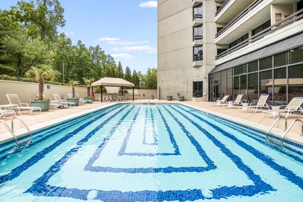 2660 Peachtree Road Unit 5B