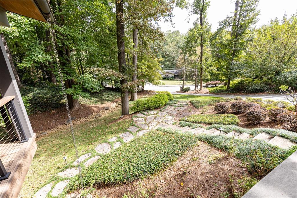 5270 Mount Vernon Parkway