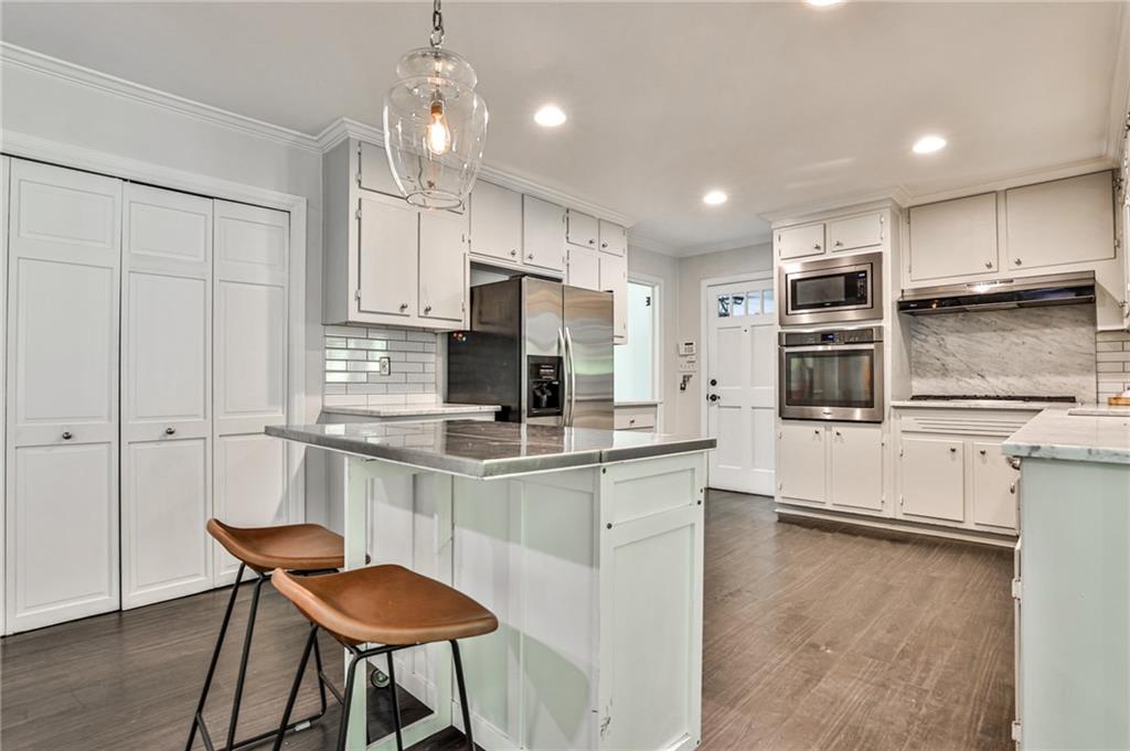 4735 Kitty Hawk Drive