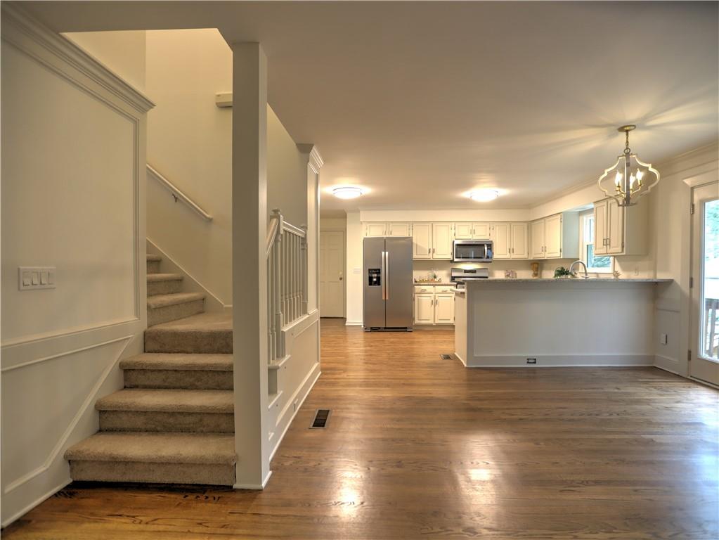 2040 Dayron Court