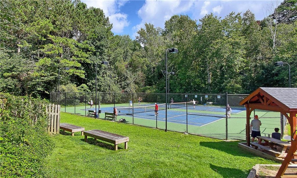 2040 Dayron Court