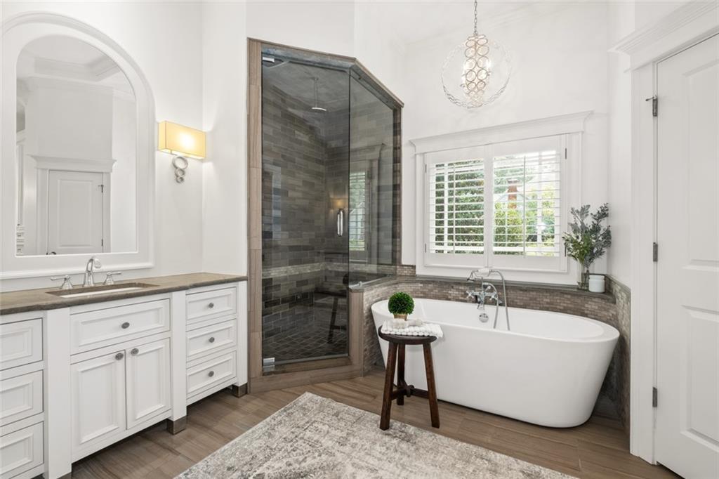 3 Granberry Manor
