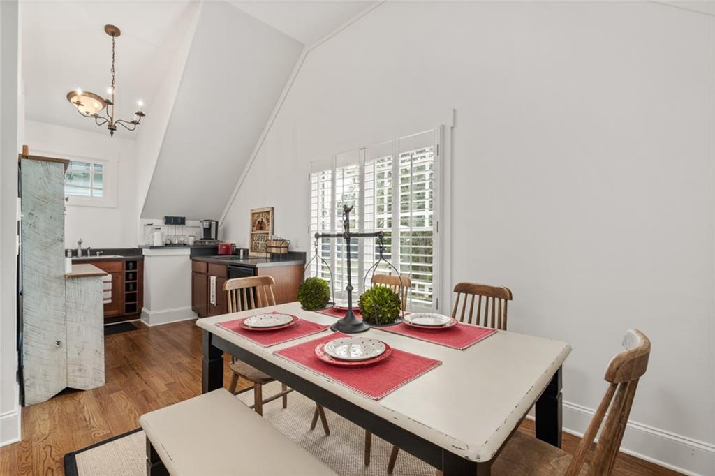 3 Granberry Manor