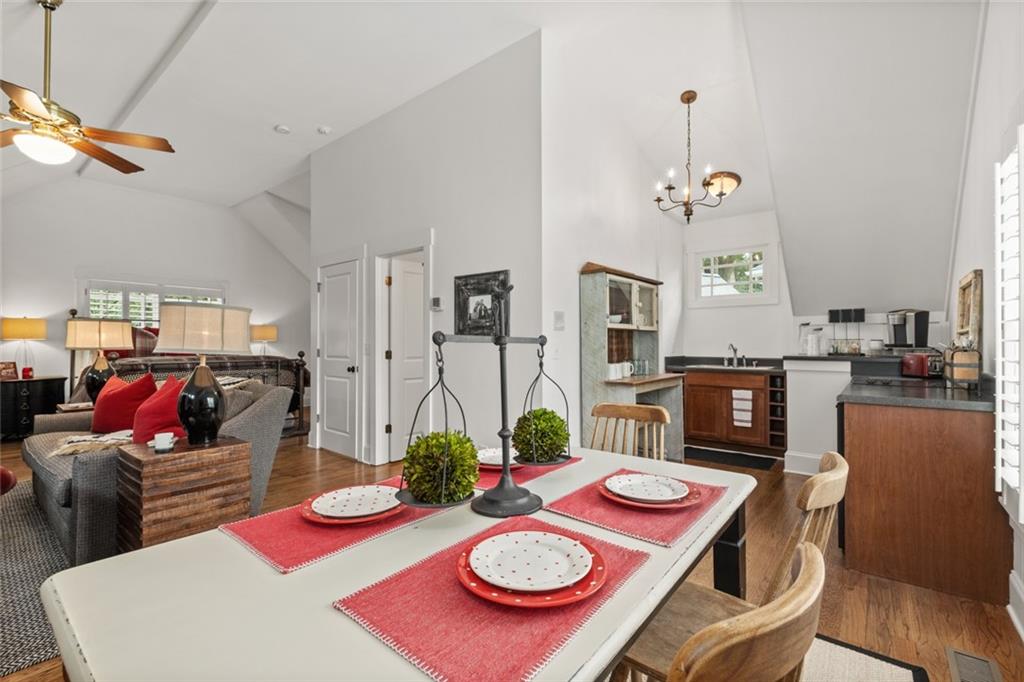 3 Granberry Manor
