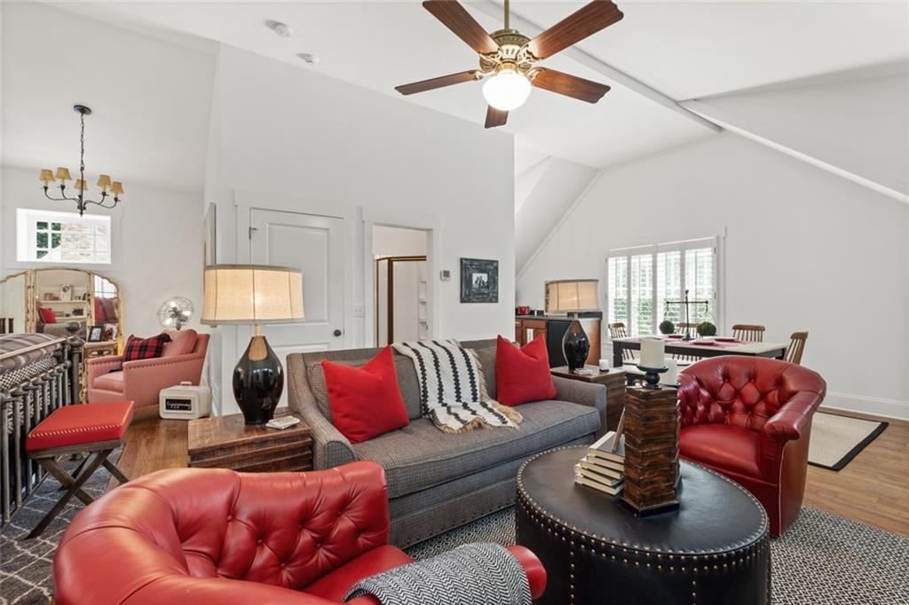 3 Granberry Manor