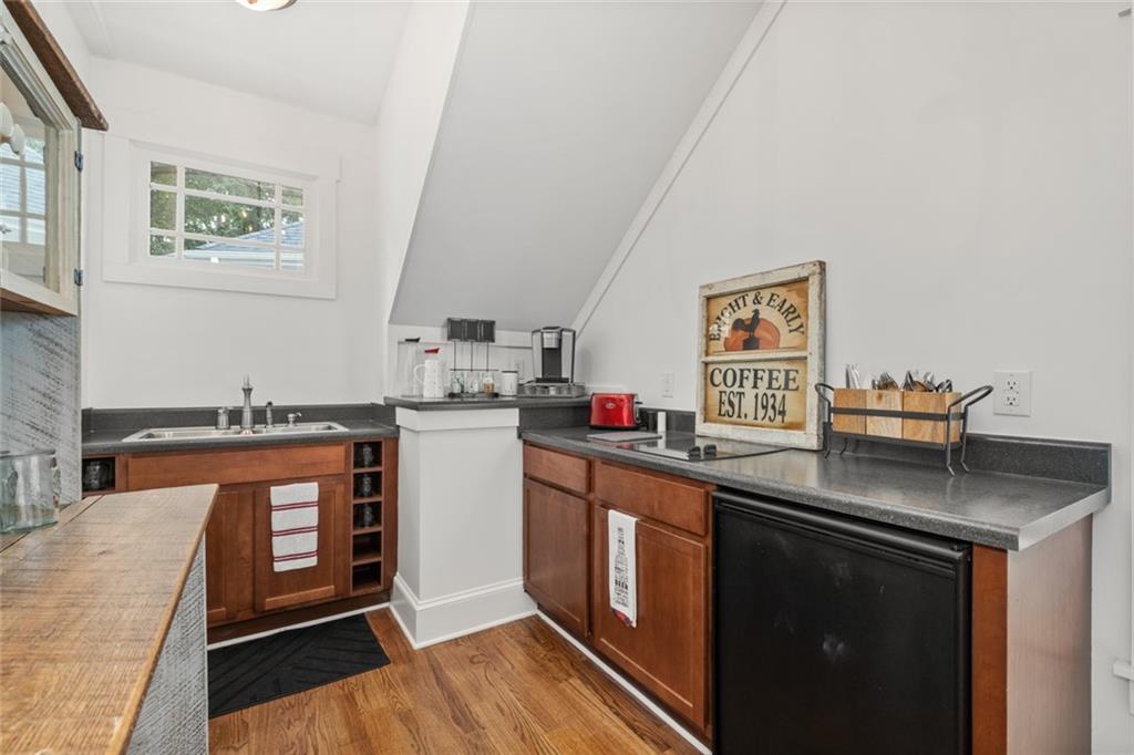 3 Granberry Manor