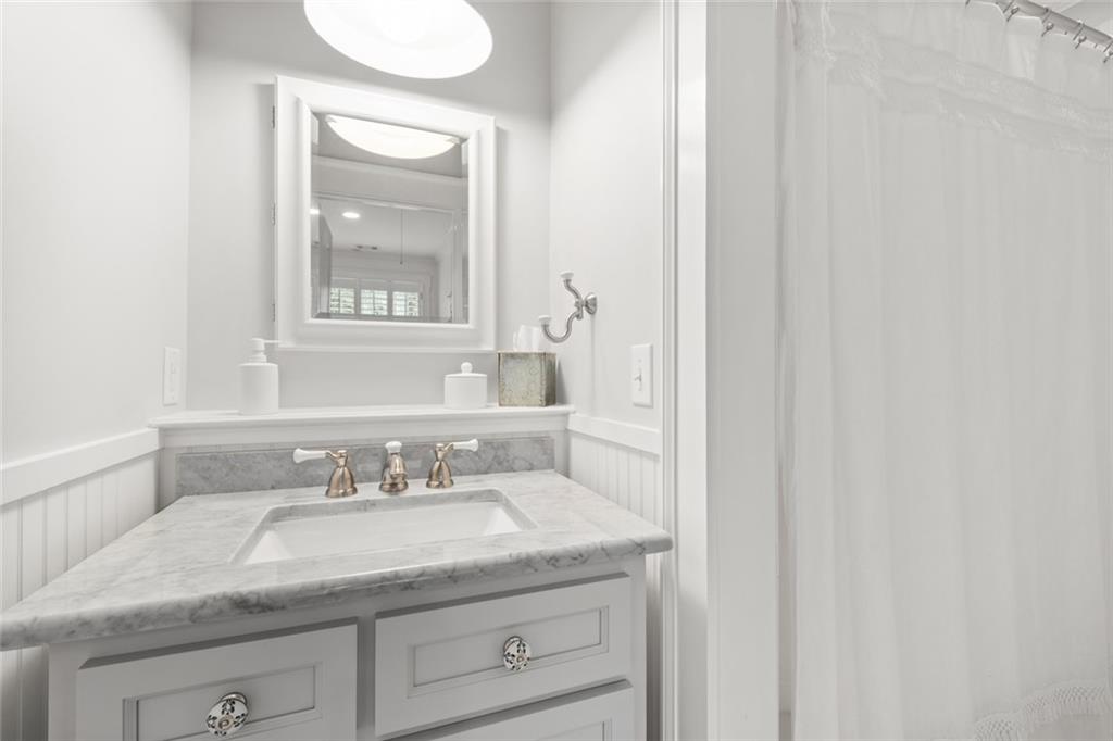 3 Granberry Manor