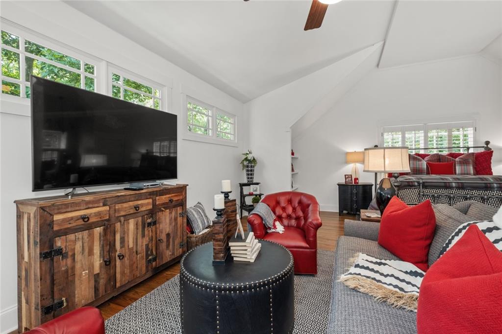 3 Granberry Manor