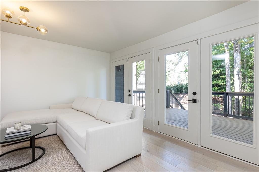 2847 Orchard Knob SE