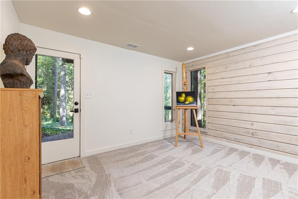 2847 Orchard Knob SE