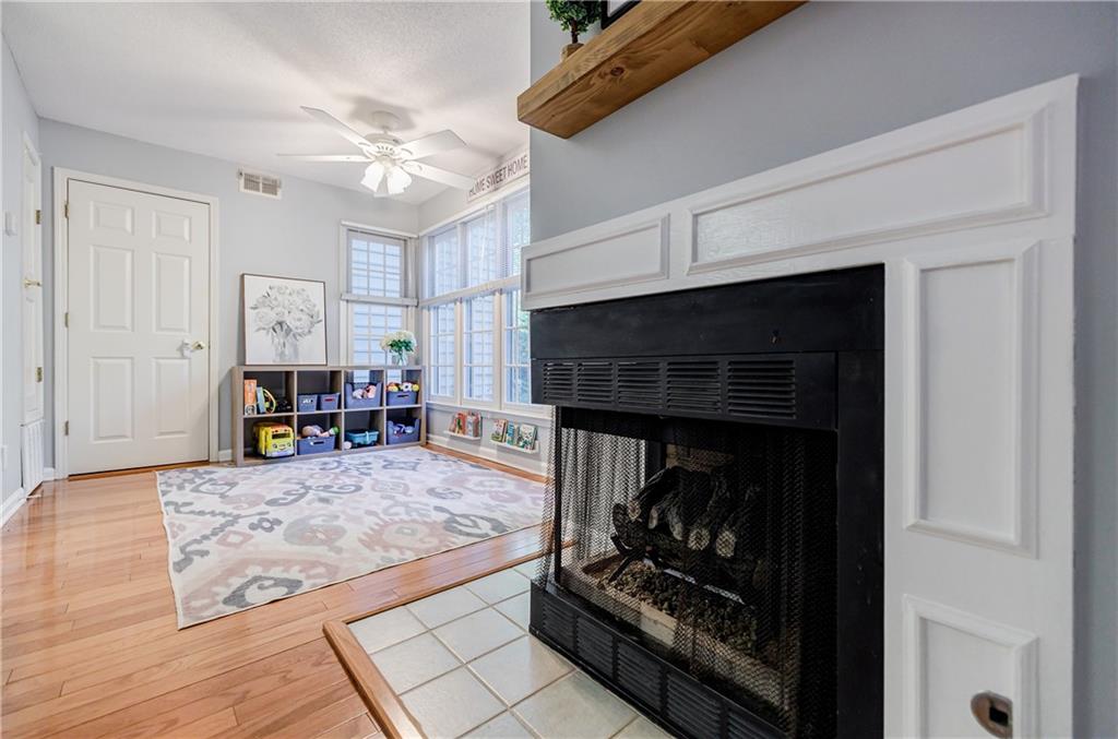 913 Garden Court