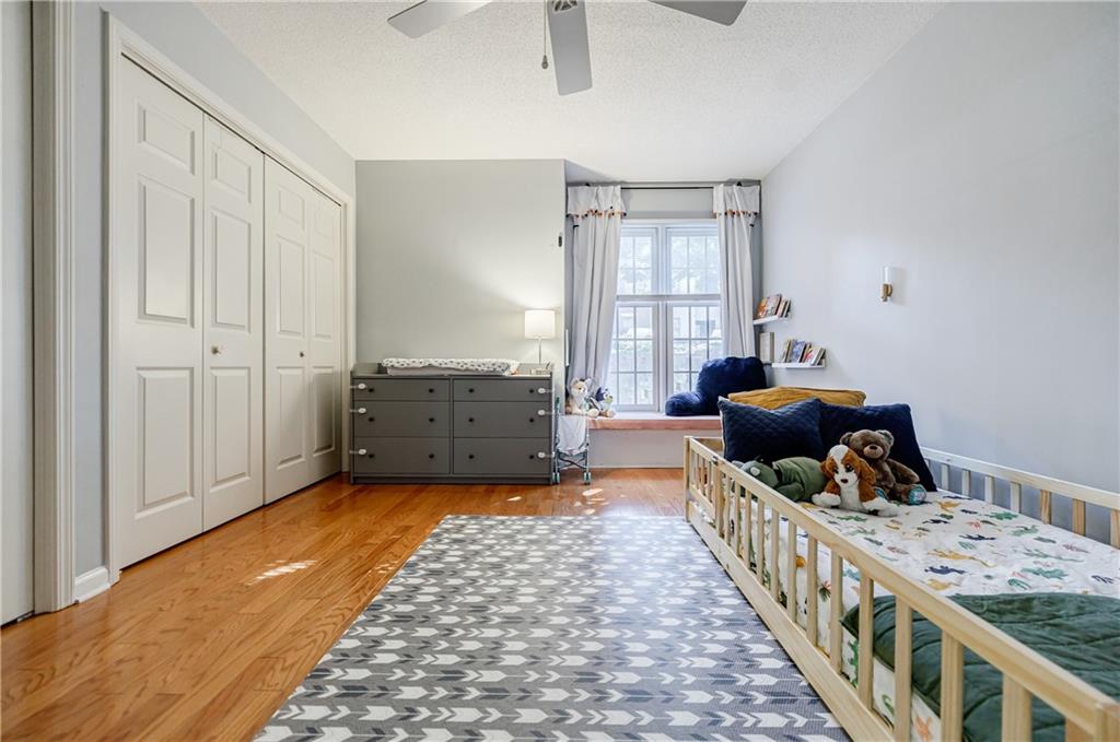 913 Garden Court
