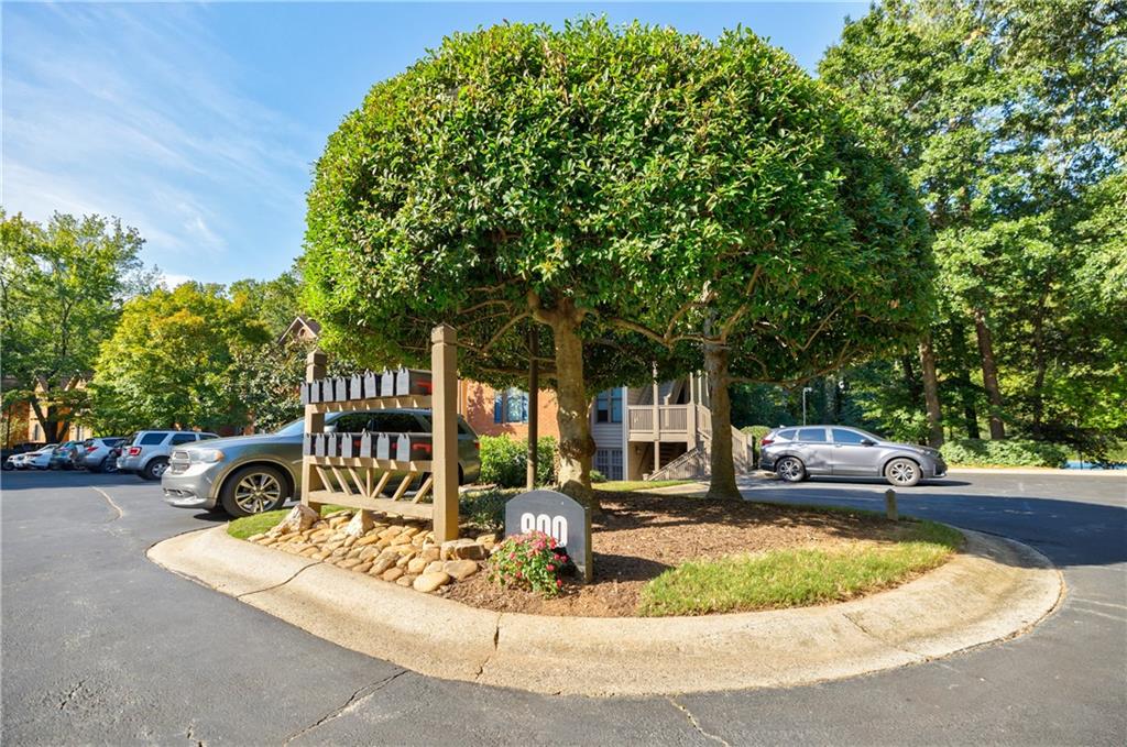 913 Garden Court