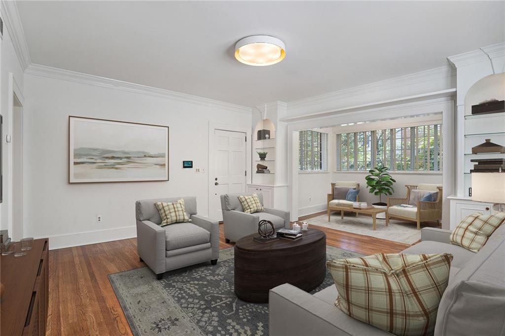 1898 Wycliff Road NW Unit 8