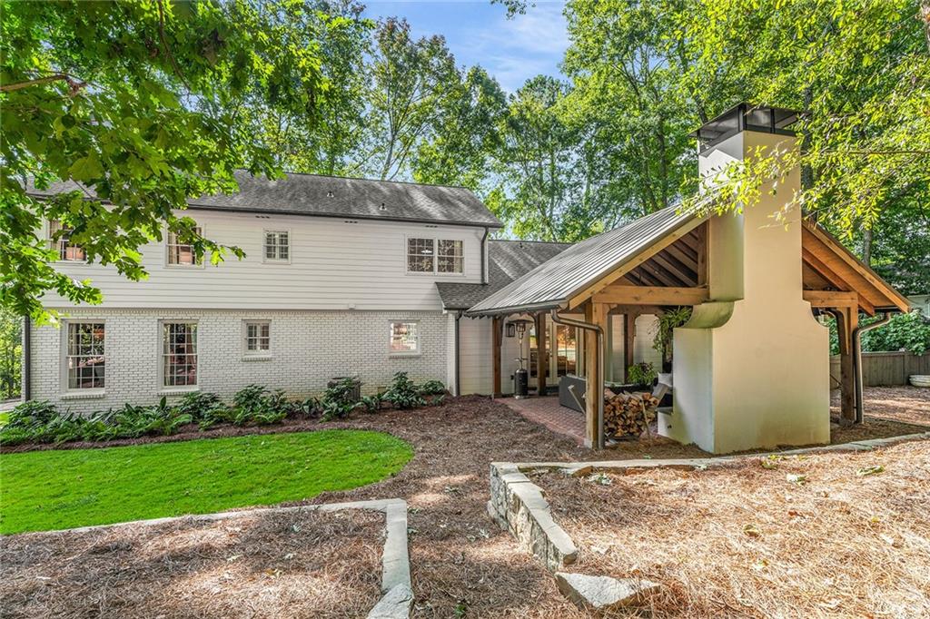 1448 W Nancy Creek Drive NE