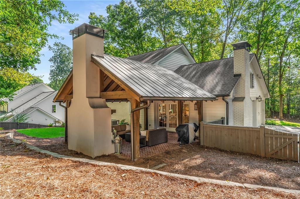 1448 W Nancy Creek Drive NE