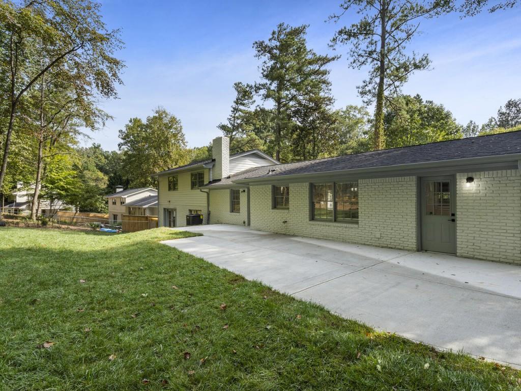 3824 W Nancy Creek Court NE