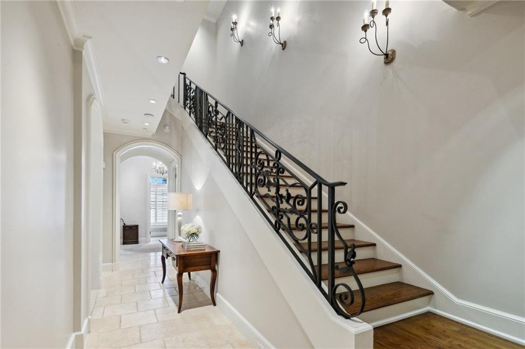 2440 Peachtree Road NW Unit 11