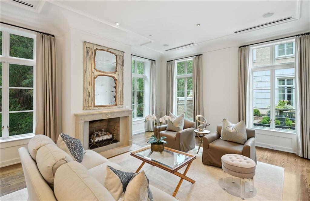 2440 Peachtree Road NW Unit 11
