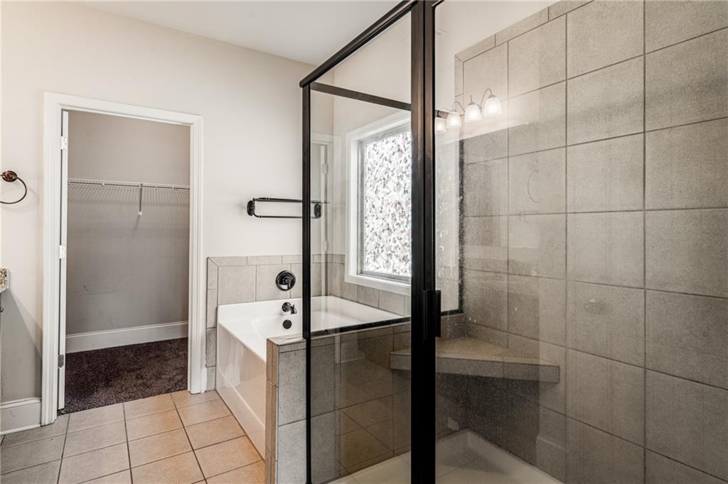 2418 Saint Andrews Ridge