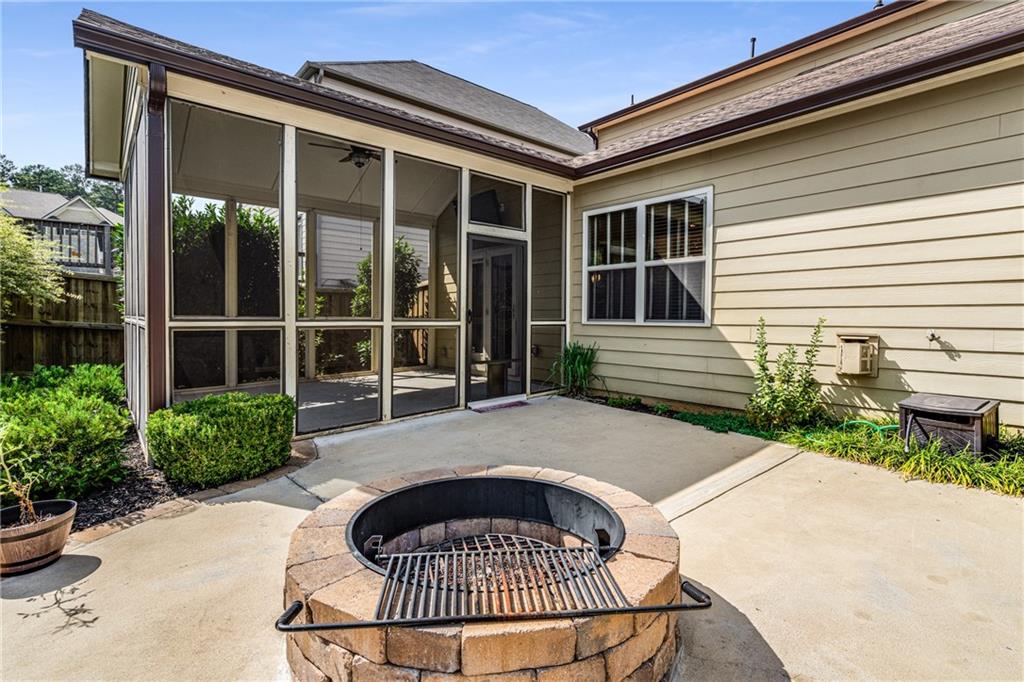 2418 Saint Andrews Ridge
