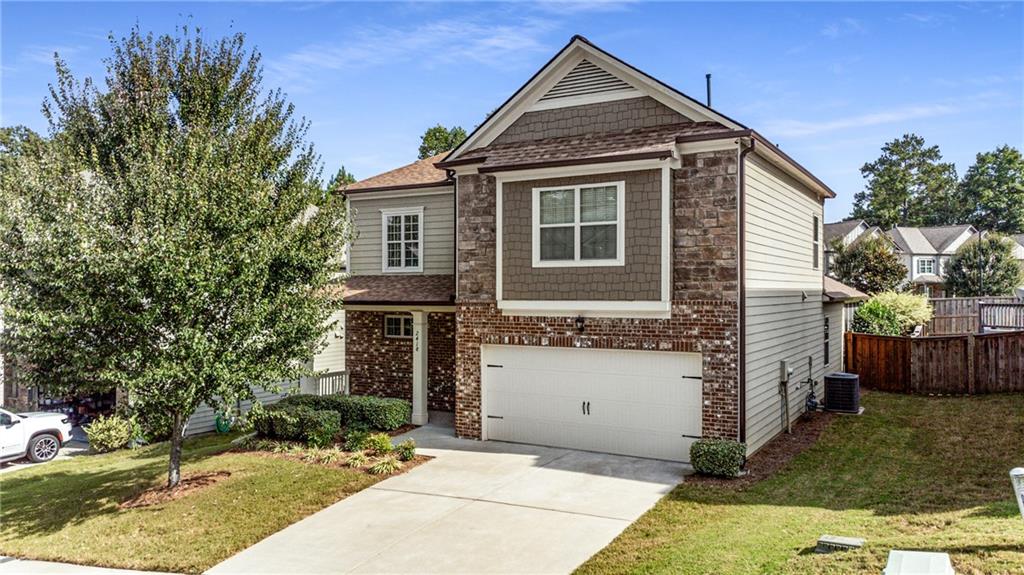 2418 Saint Andrews Ridge
