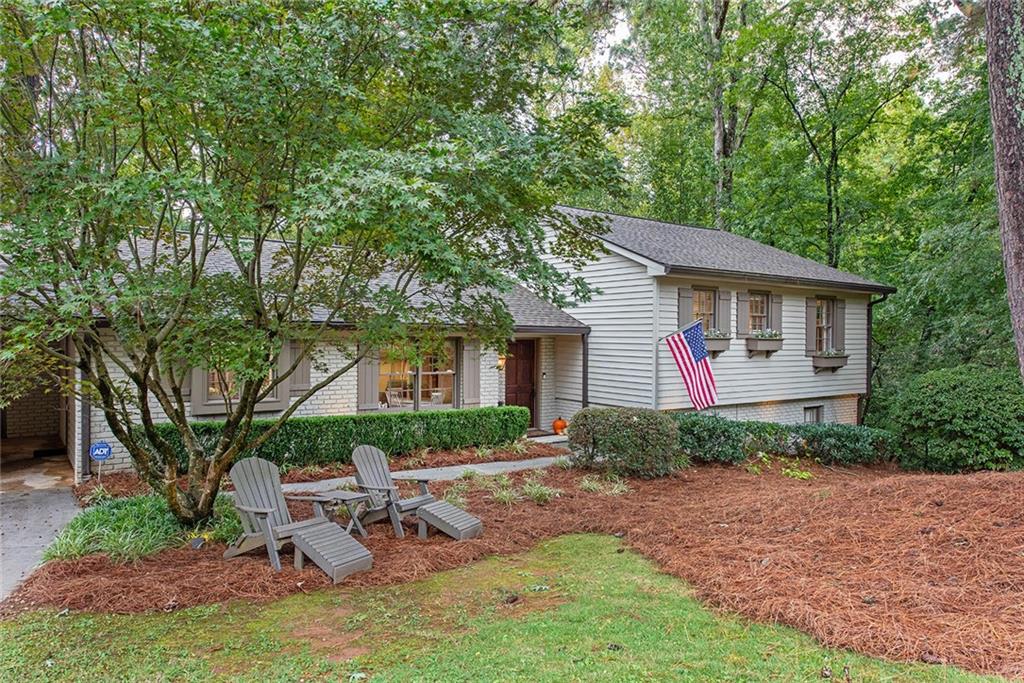 425 Forest Valley Road