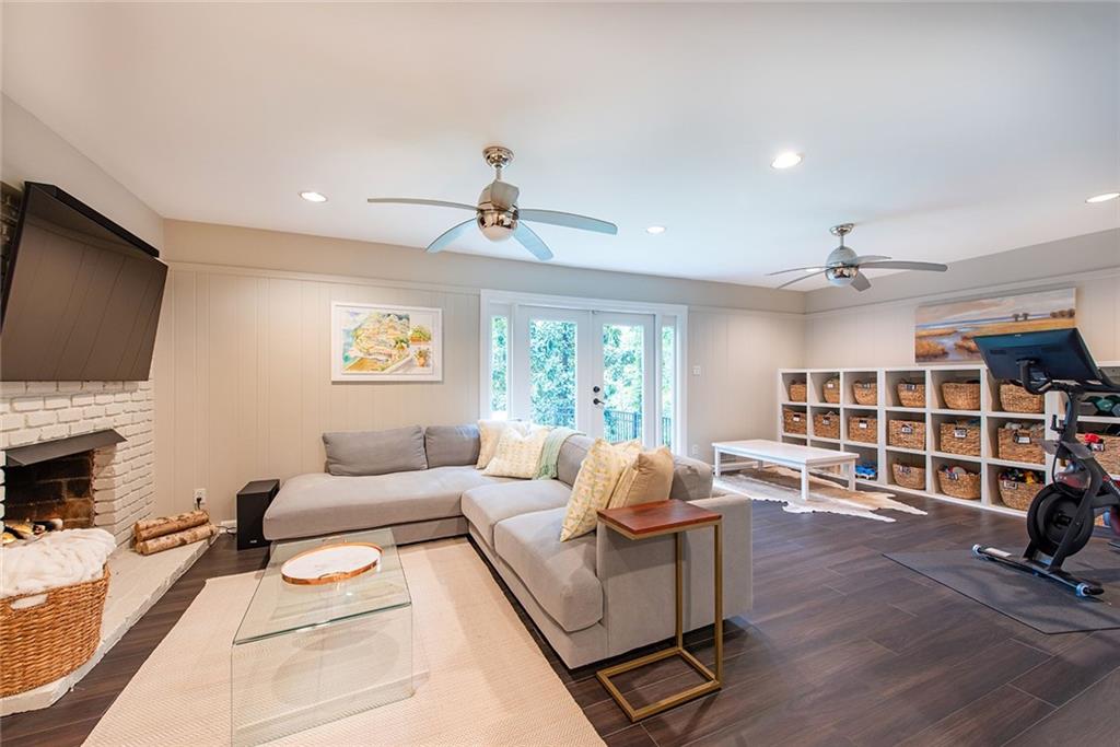 425 Forest Valley Road