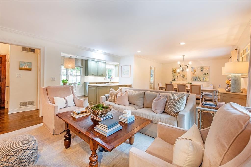 425 Forest Valley Road