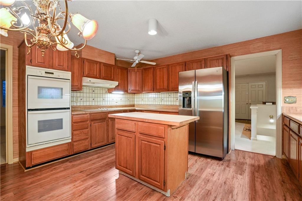 889 Fawn Way